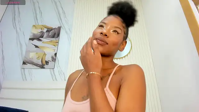 Snapshot of Afro_Luna chatting on 8, 4, 2026 Afro Luna online show from 8, 4, 2026