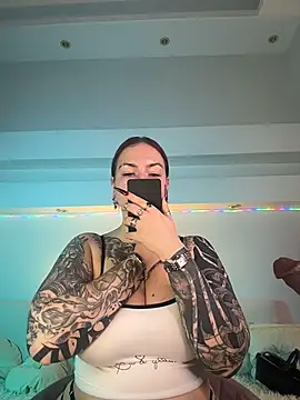 Snapshot of Tattitude_ chatting on 14, 7, 2026 Tattitude online show from 14, 7, 2026