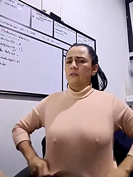 Snapshot of Sex_Annie chatting on 24, 3, 2026 Sex Annie online show from 24, 3, 2026