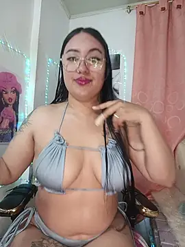 Snapshot of KatyVelvet07 chatting on 6, 5, 2026 KatyVelvet07 online show from 6, 5, 2026