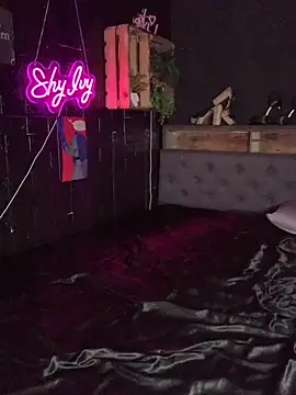 Shy-Ivy online show from 3, 5, 2026