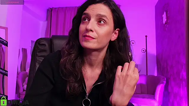 Snapshot of AnnaHarperX chatting on 31, 10, 2025 AnnaHarperX online show from 31, 10, 2025