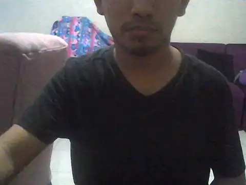 Snapshot of chikis_18 chatting on 25, 11, 2025 chikis 18 online show from 25, 11, 2025