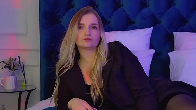 AnnyRaii online show from 14, 3, 2026