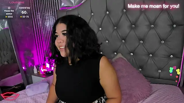 Amanda Mooree online show from 22, 5, 2026