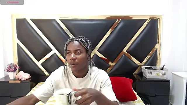 NoahJhonson69 online show from 4, 6, 2026
