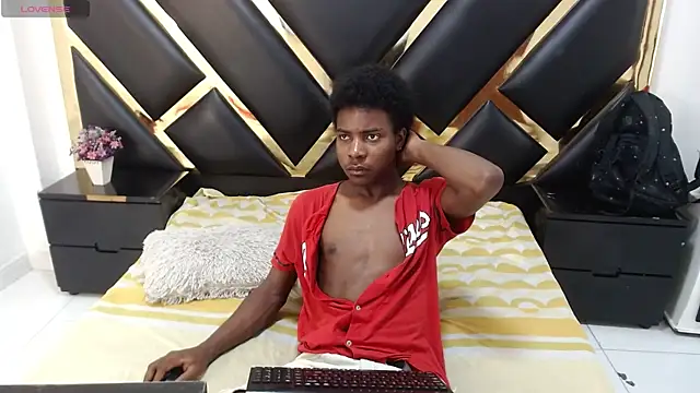 NoahJhonson69 online show from 27, 6, 2026