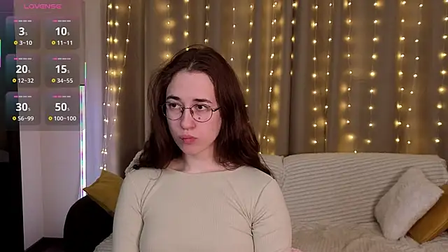 SudieNatera online show from 14, 12, 2025