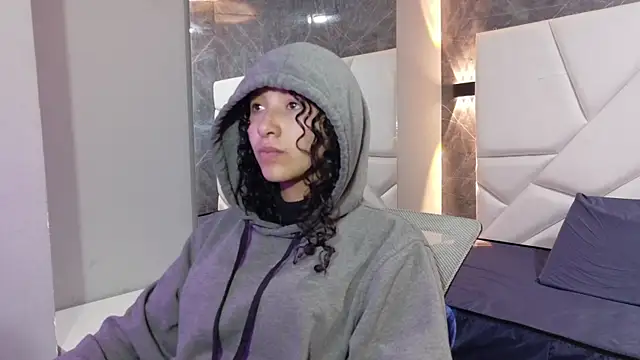 pettymoon1 online show from 20, 12, 2025