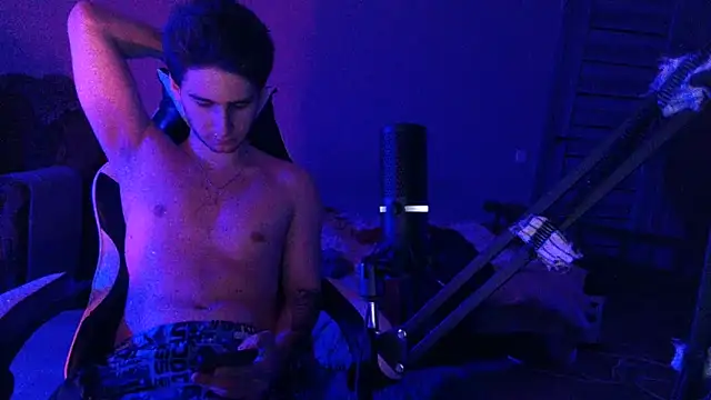 Snapshot of 6thfingq chatting on 22, 12, 2025 6thfingq online show from 22, 12, 2025