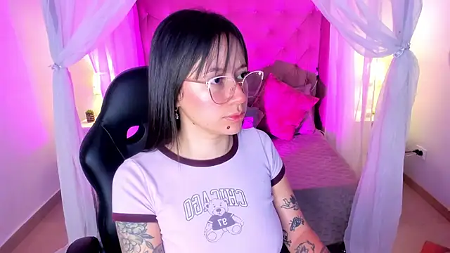 Annie Petters online show from 28, 6, 2026