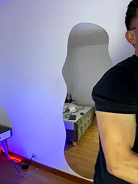 Snapshot of AndrewFalcon_ chatting on 19, 11, 2025 AndrewFalcon online show from 19, 11, 2025