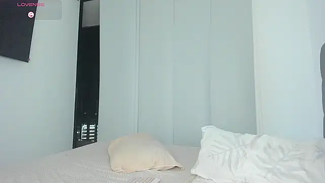 tessa  evans online show from 25, 5, 2026