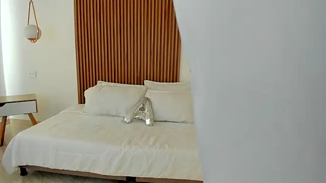 Alaska deluxe online show from 11, 1, 2026