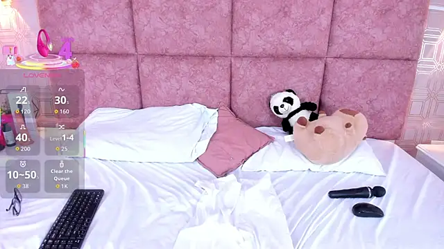 Snapshot of NathalieRoss1 chatting on 8, 3, 2026 NathalieRoss1 online show from 8, 3, 2026