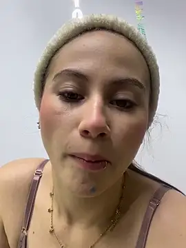 MiaWhiteBunny online show from 13, 3, 2026