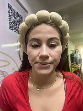 MiaWhiteBunny online show from 27, 6, 2026