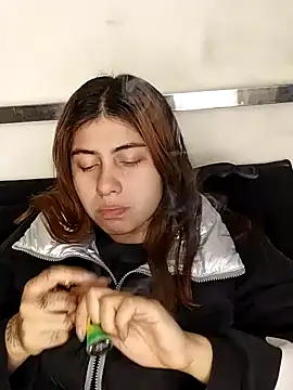 Emmyxxx online show from 17, 1, 2026