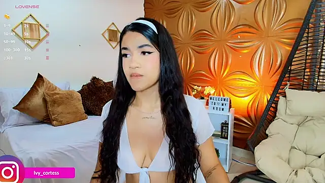 Snapshot of Ivycortes chatting on 22, 12, 2025 Ivycortes online show from 22, 12, 2025