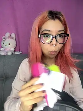 Valen-Foxx1 online show from 4, 5, 2026