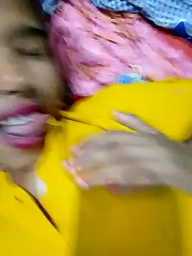 Snapshot of Hott_myraa chatting on 1, 12, 2025 Hott myraa online show from 1, 12, 2025