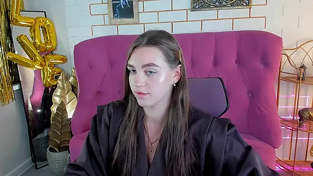 Snapshot of OlgaBanks chatting on 19, 11, 2025 OlgaBanks online show from 19, 11, 2025