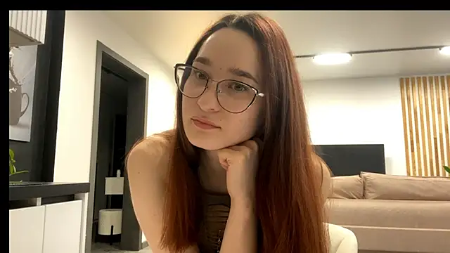 AylaRuer online show from 18, 12, 2025