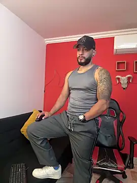 Snapshot of Mike_savage3 chatting on 27, 11, 2025 Mike savage3 online show from 27, 11, 2025