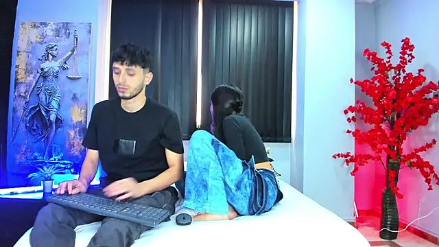 dracke and zara online show from 13, 4, 2026