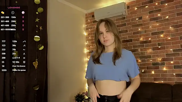 Snapshot of VoidElaris chatting on 10, 1, 2026 VoidElaris online show from 10, 1, 2026