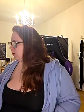 NaughtyNiia online show from 19, 12, 2025