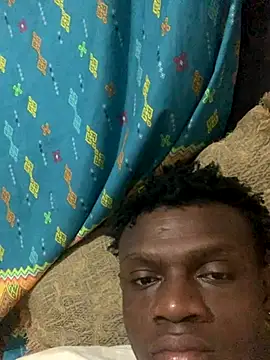 Snapshot of laperson chatting on 29, 11, 2025 laperson online show from 29, 11, 2025