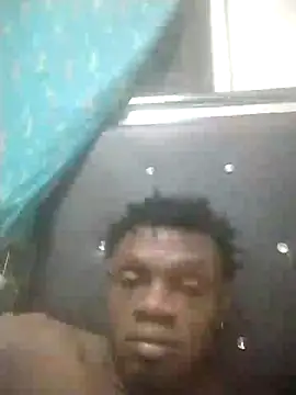 Snapshot of laperson chatting on 3, 12, 2025 laperson online show from 3, 12, 2025