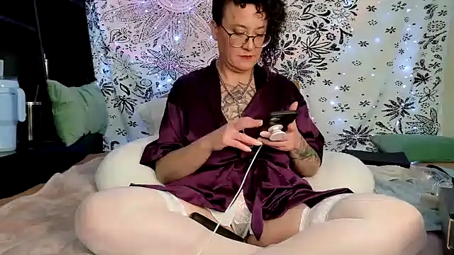 Snapshot of sareberr420 chatting on 30, 5, 2026 sareberr420 online show from 30, 5, 2026