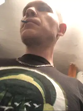 Spielzeugtwink online show from 11, 6, 2026