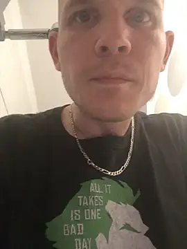 Spielzeugtwink online show from 17, 6, 2026