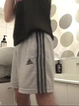 Spielzeugtwink online show from 23, 6, 2026
