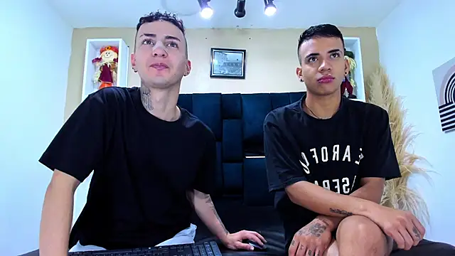 DamianAndMAximoo online show from 3, 12, 2025