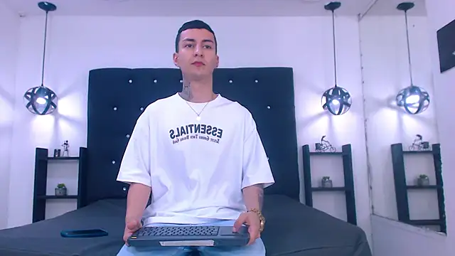 DamianAndMAximoo online show from 10, 1, 2026