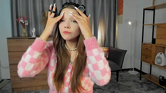 SalliePrutt online show from 22, 12, 2025