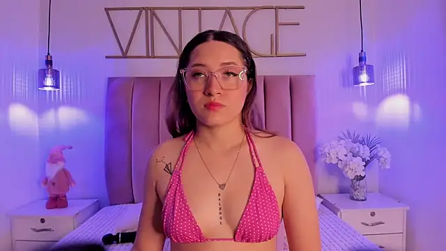 LeiahBlonde online show from 4, 12, 2025