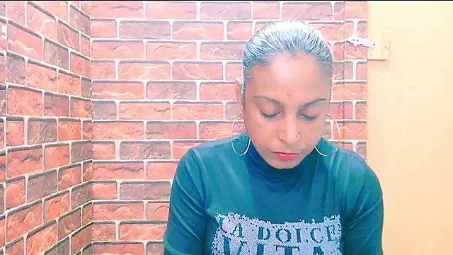 Snapshot of indian_spice_girl chatting on 24, 4, 2026 indian spice girl online show from 24, 4, 2026