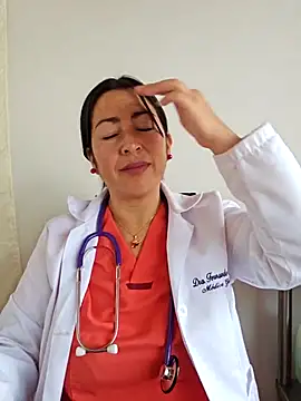 JustSamantha  online show from 3, 12, 2025