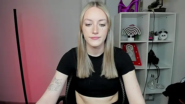 EvelynBlond online show from 27, 2, 2026