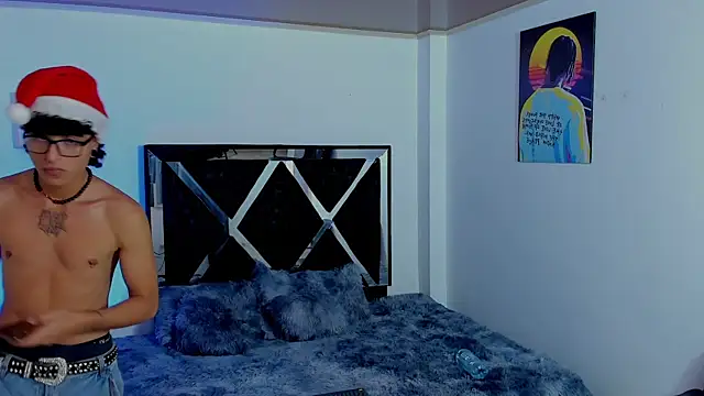 eliasferragamo online show from 23, 12, 2025