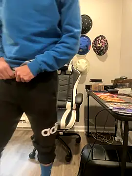 strippingmale1 online show from 1, 12, 2025