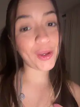 Little  Danni1 online show from 8, 6, 2026