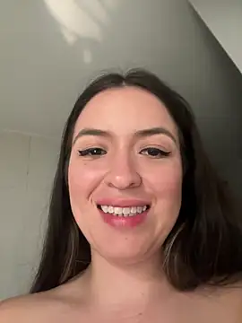 Little  Danni1 online show from 25, 6, 2026