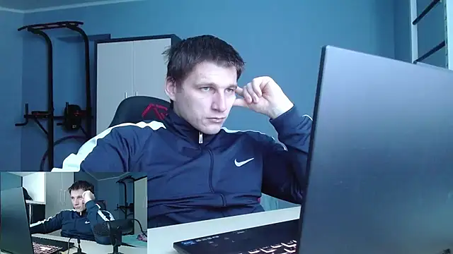 Poliglotjoe1 online show from 8, 2, 2026