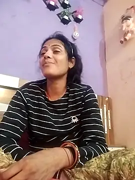 Snapshot of Yt_kinjal chatting on 19, 12, 2025 Yt kinjal online show from 19, 12, 2025